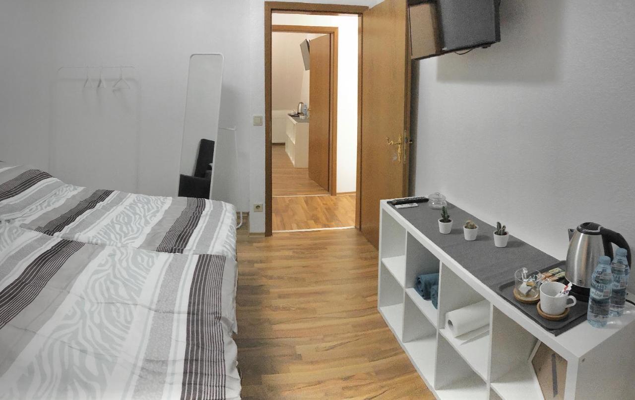 Kaiser Homestay Nürnberg Exteriör bild